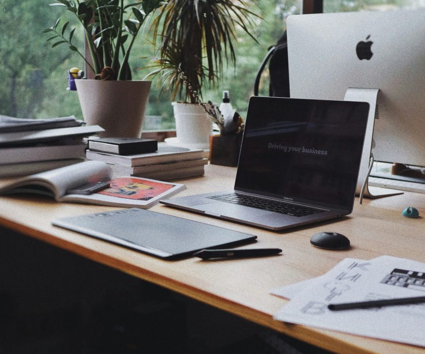 olena-bohovyk-dIMJWLx1YbE-unsplash